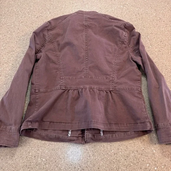 Women's LOFT Size Large Petit, Brown, Button Down - Picture 7 of 8